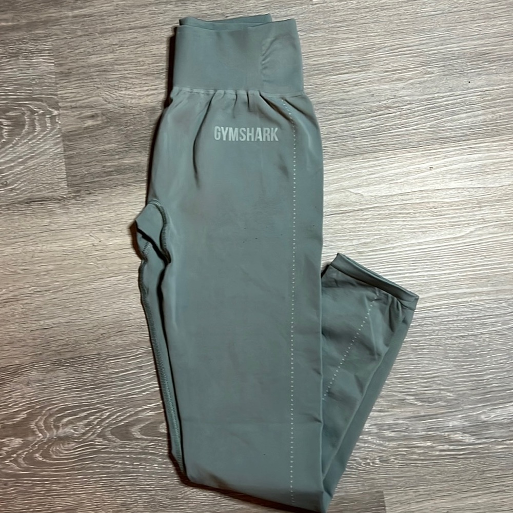 Gymshark leggings size Small